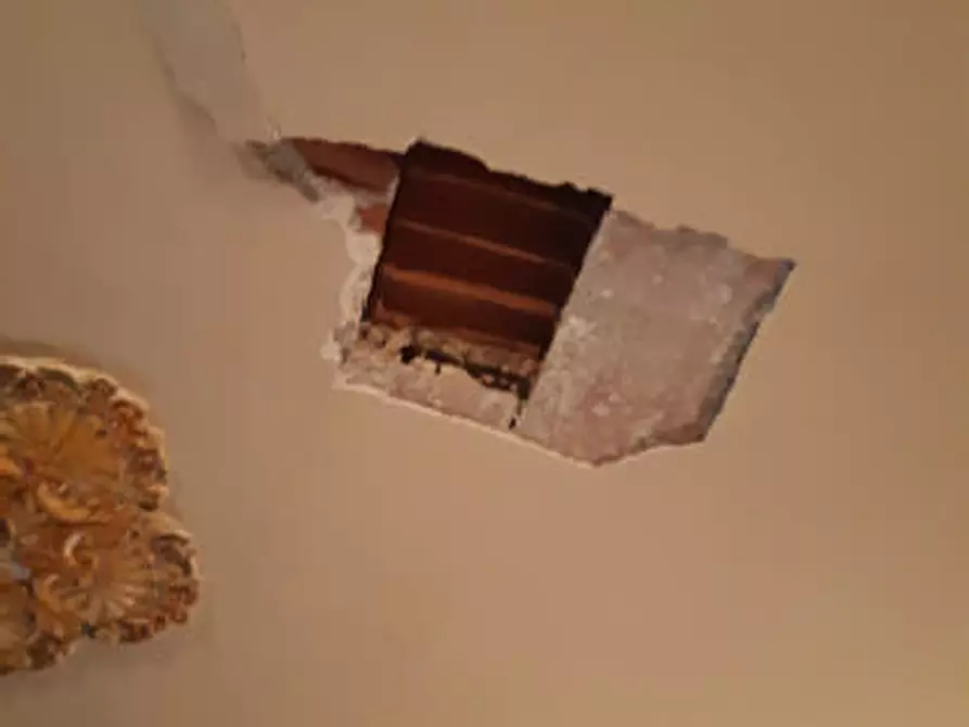 Immagine 4 di Appartamento in vendita  in via Nazario Sauro n 11 - 73043 Copertino (LE) a Copertino