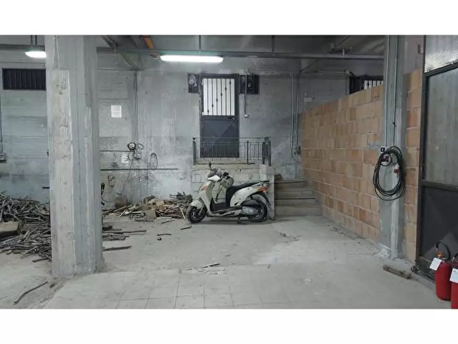 Immagine 2 di Appartamento in vendita  in Via Libertà  15-17  - 83021 Avella (AV) a Avella