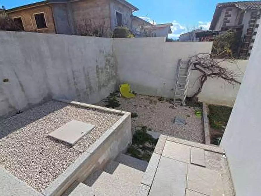 Immagine 3 di Villa in vendita  in via Milano n 13 - 08020 Orotelli (NU) a Orotelli