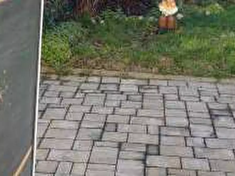 Immagine 4 di Appartamento in vendita  in Via Leopardi 18 - 20022 Castano Primo (MI) a Castano Primo