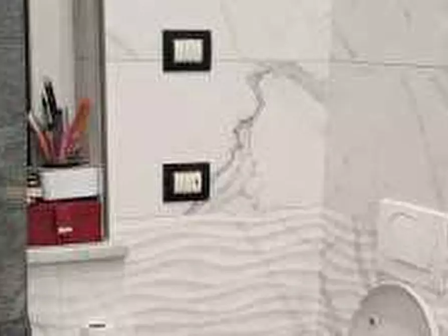 Immagine 10 di Appartamento in vendita  in Via Leopardi 18 - 20022 Castano Primo (MI) a Castano Primo