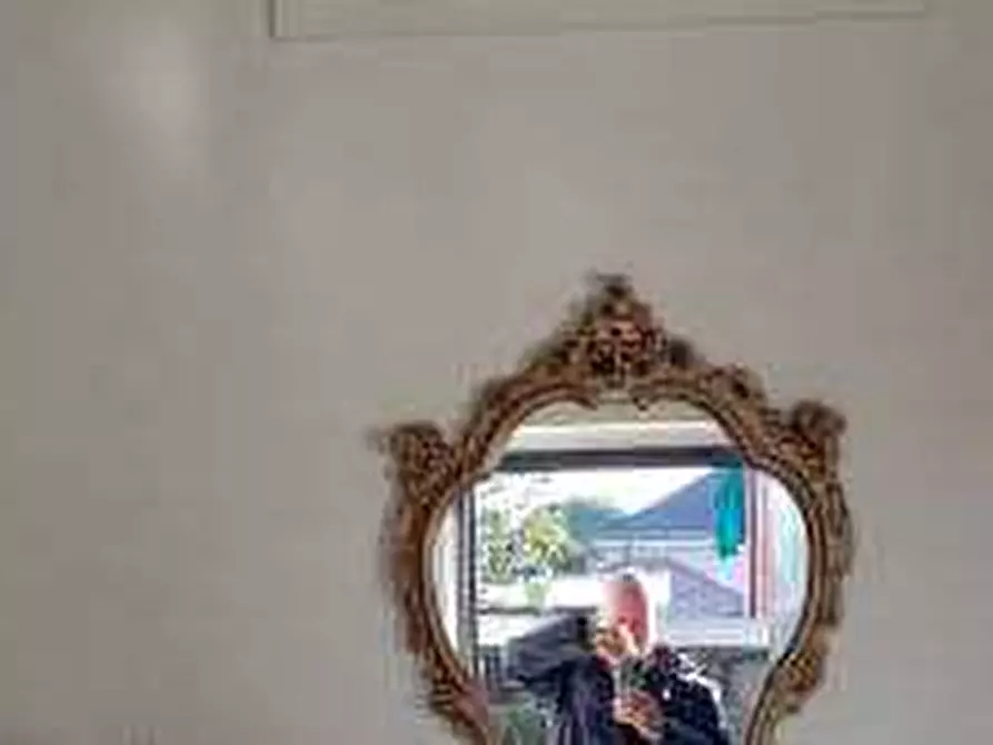 Immagine 12 di Appartamento in vendita  in Via Leopardi 18 - 20022 Castano Primo (MI) a Castano Primo