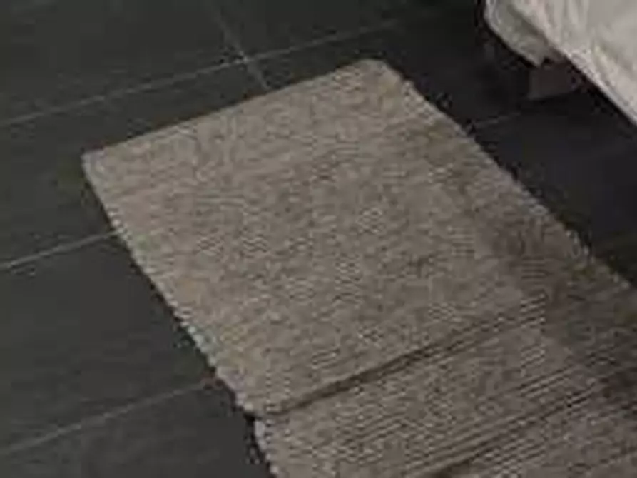 Immagine 13 di Appartamento in vendita  in Via Leopardi 18 - 20022 Castano Primo (MI) a Castano Primo