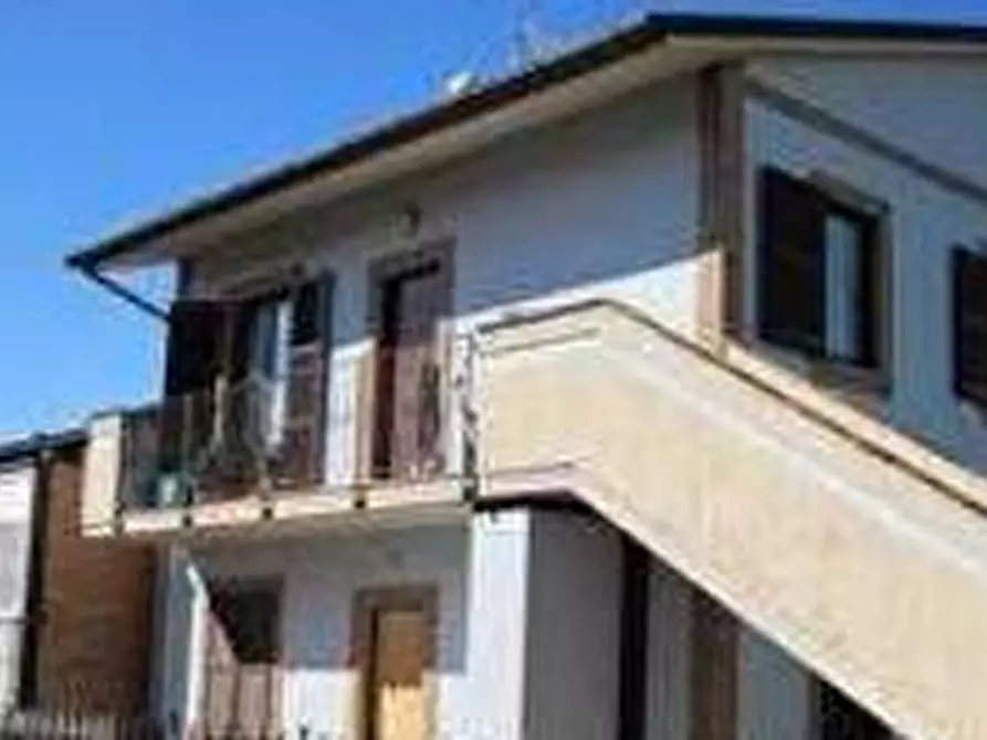 Immagine 1 di Casa indipendente in vendita  in Via Monte Vettore, 3, 62019 Recanati MC, Italia a Recanati