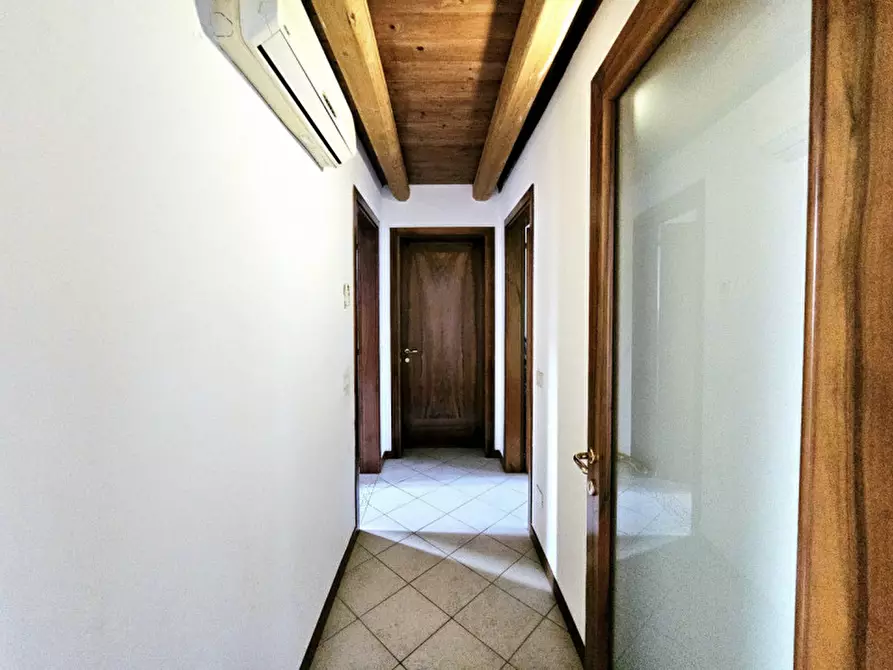 Immagine 3 di Appartamento in vendita  in VIA CESARE BATTISTI a Villa Estense