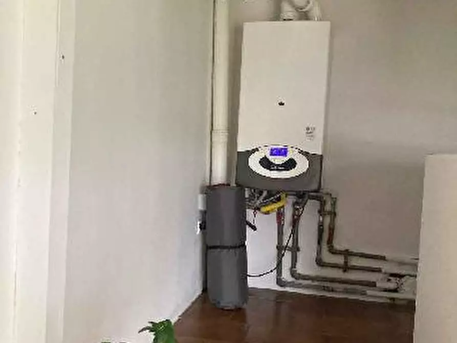 Immagine 3 di Appartamento in vendita  in Via Prato 29 - 21032 Caravate (VA) a Caravate