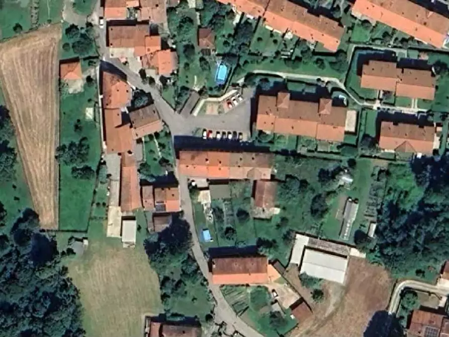 Immagine 12 di Appartamento in vendita  in Via Prato 29 - 21032 Caravate (VA) a Caravate