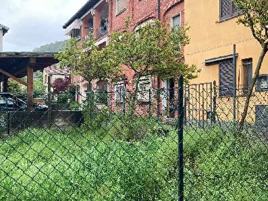 Immagine 18 di Appartamento in vendita  in Via Prato 29 - 21032 Caravate (VA) a Caravate