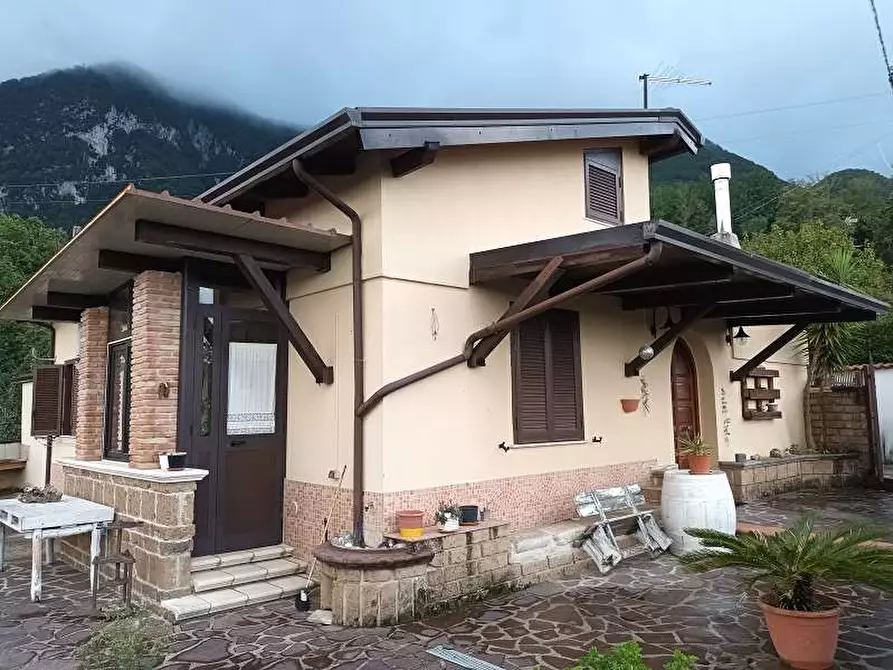 Immagine 12 di Appartamento in vendita  in via querceto n 8 Sant'Angelo a Scala (AV) a Sant'angelo A Scala