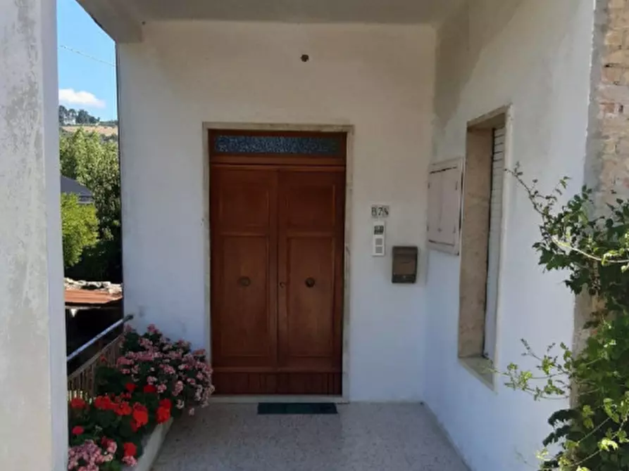 Immagine 1 di Rustico / casale in vendita  in Cda Piana Santi n 87 /A - 63061 Massignano (AP) a Massignano