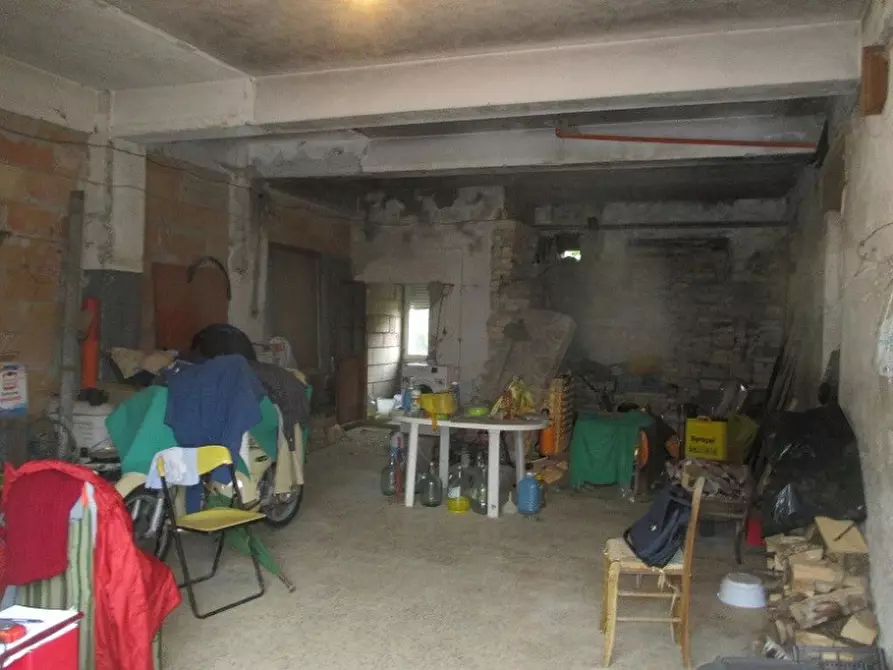 Immagine 11 di Rustico / casale in vendita  in Cda Piana Santi n 87 /A - 63061 Massignano (AP) a Massignano