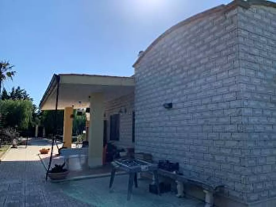 Immagine 3 di Villa in vendita  in Via San Mango  n20 - 76121 Bisceglie (BT) a Bisceglie