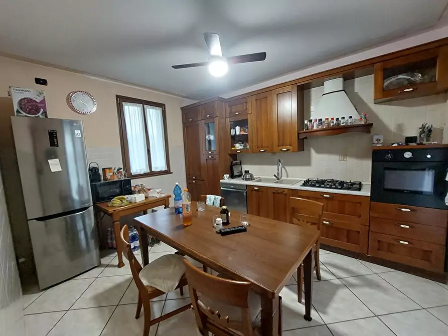 Immagine 10 di Villa in vendita  in Via Morengo, 1014 - 24040 Pagazzano (BG) a Pagazzano