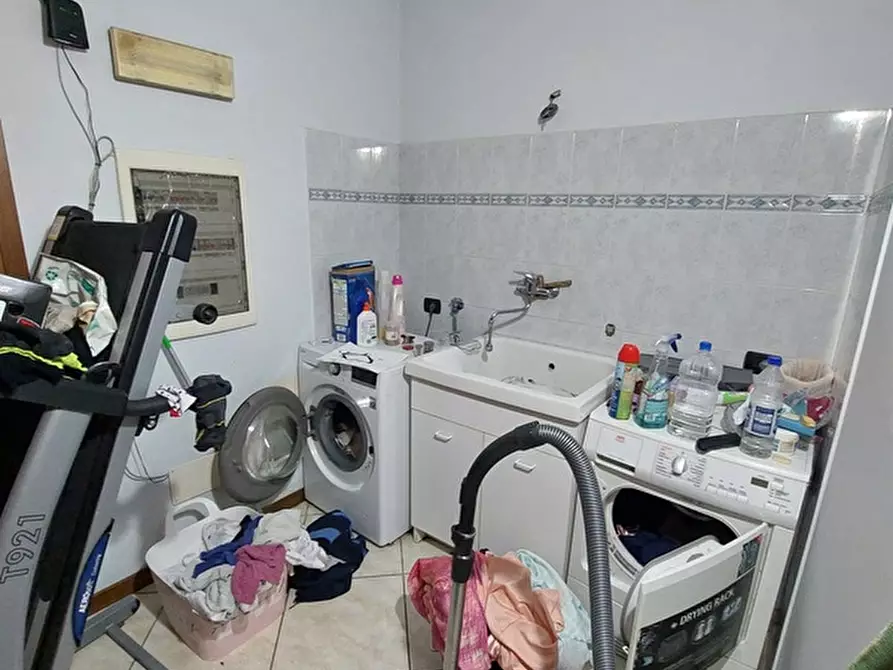 Immagine 11 di Villa in vendita  in Via Morengo, 1014 - 24040 Pagazzano (BG) a Pagazzano