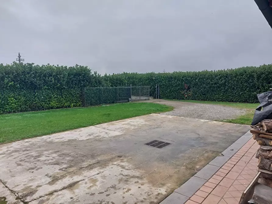 Immagine 16 di Villa in vendita  in Via Morengo, 1014 - 24040 Pagazzano (BG) a Pagazzano