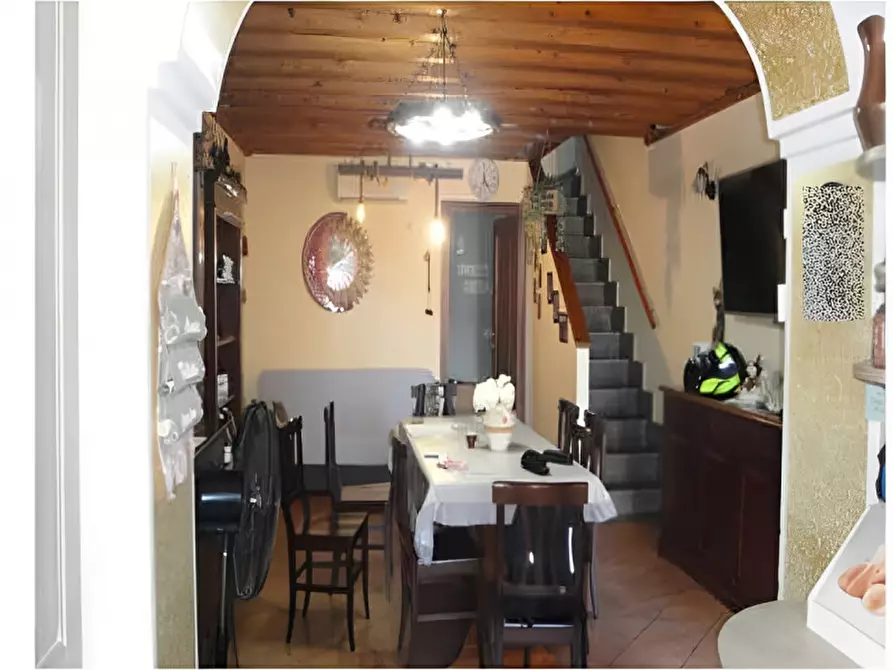 Immagine 1 di Appartamento in vendita  in Via Caiolo n. 204 a Roma