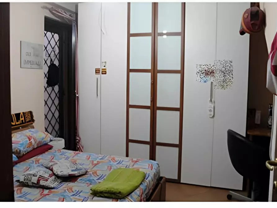 Immagine 5 di Appartamento in vendita  in Via Caiolo n. 204 a Roma