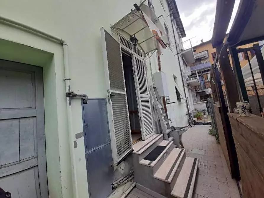 Immagine 17 di Appartamento in vendita  in Via Giovanni Pascoli, 25 - 53036 Poggibonsi (SI) a Poggibonsi