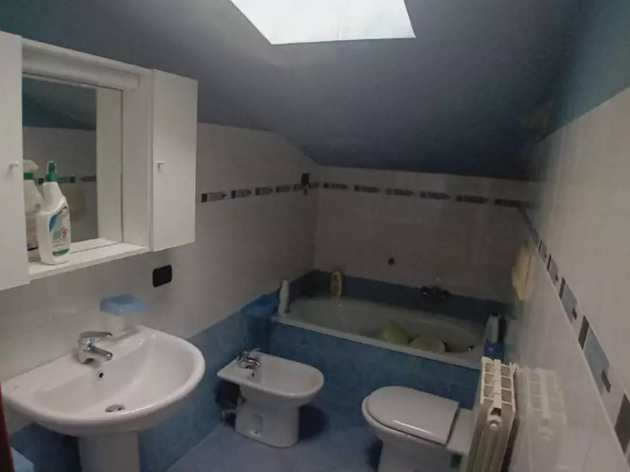 Immagine 9 di Appartamento in vendita  in Via Dante Alighieri 18 - 21040 Gerenzano (VA) a Gerenzano