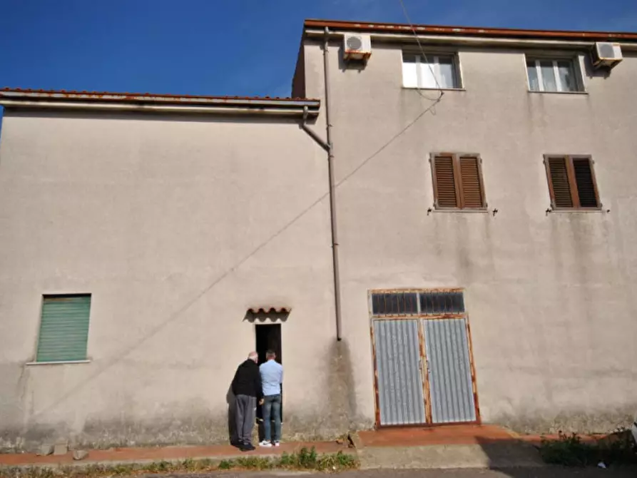 Immagine 17 di Appartamento in vendita  in Via Coghinas 1 - 07025 Luras (SS) a Luras