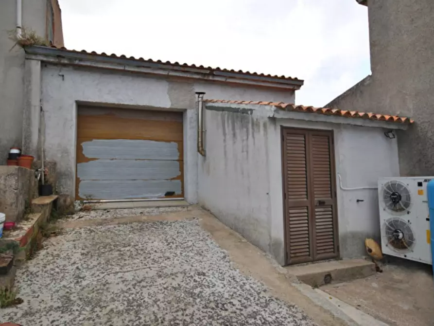 Immagine 18 di Appartamento in vendita  in Via Coghinas 1 - 07025 Luras (SS) a Luras