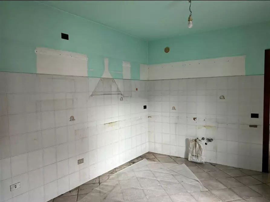 Immagine 6 di Appartamento in vendita  in Frazione Coarezza - Via Narciso Nicola 7 - 21019 Somma Lombardo (VA) a Somma Lombardo