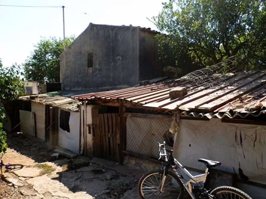 Immagine 11 di Appartamento in vendita  in VIA DEI FIORDALISI 45 CASSIBILE - 96100 Siracusa (SR) a Siracusa