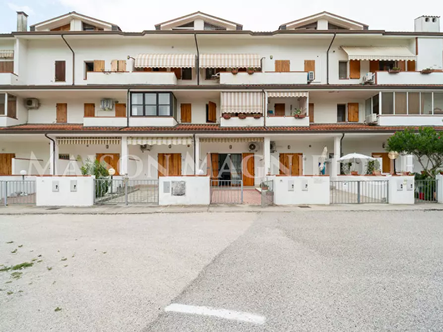 Immagine 16 di Appartamento in vendita  in Via Renata Viganò a Comacchio