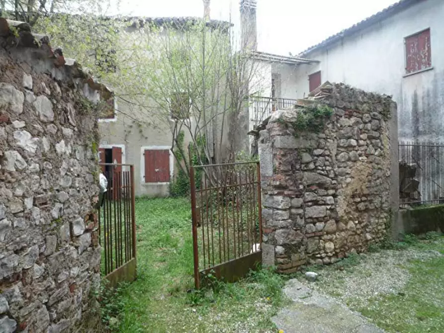 Immagine 2 di Appartamento in vendita  in Via de Mari Marino, 11 - 31051 Follina (TV) a Follina