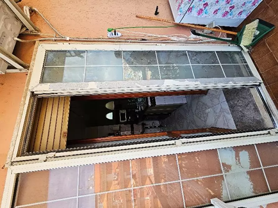 Immagine 4 di Appartamento in vendita  in via S Razzino n 6 - Mondragone (CE) a Mondragone