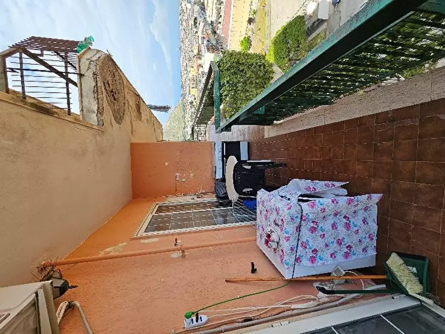 Immagine 5 di Appartamento in vendita  in via S Razzino n 6 - Mondragone (CE) a Mondragone