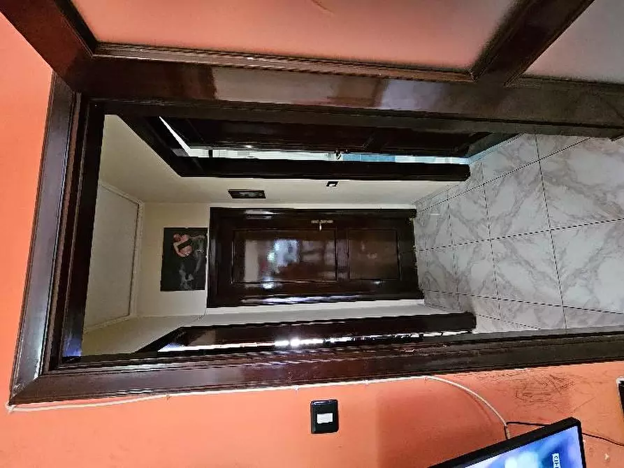 Immagine 8 di Appartamento in vendita  in via S Razzino n 6 - Mondragone (CE) a Mondragone