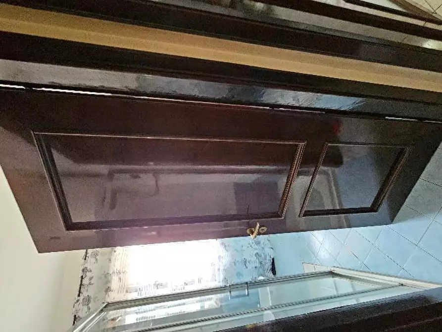 Immagine 10 di Appartamento in vendita  in via S Razzino n 6 - Mondragone (CE) a Mondragone