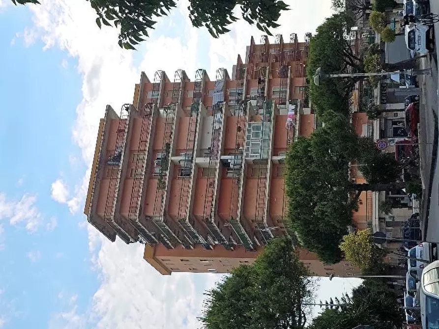 Immagine 14 di Appartamento in vendita  in via S Razzino n 6 - Mondragone (CE) a Mondragone