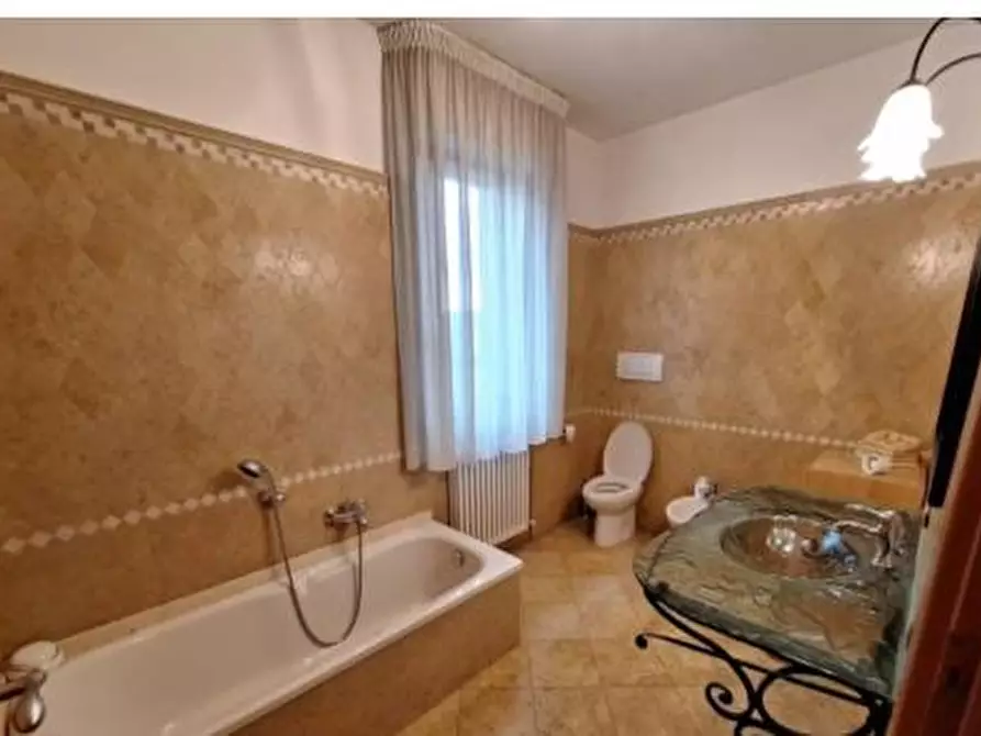 Immagine 5 di Appartamento in vendita  in Via Mario Saveri, 60035 Jesi AN, Italia a Jesi