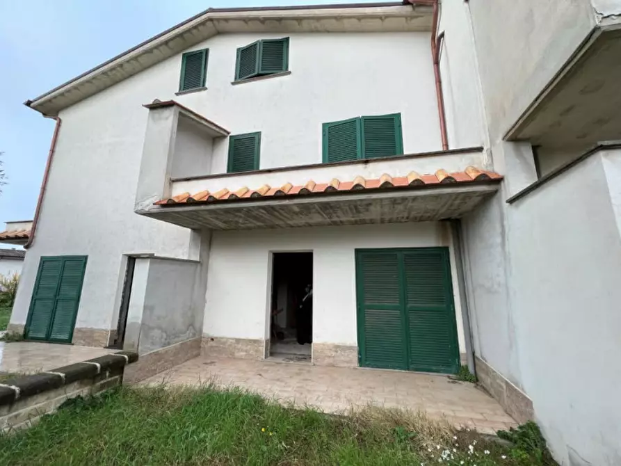 Immagine 3 di Appartamento in vendita  in Via Piave, 53 - 02032 Fara in Sabina (RI) a Fara In Sabina