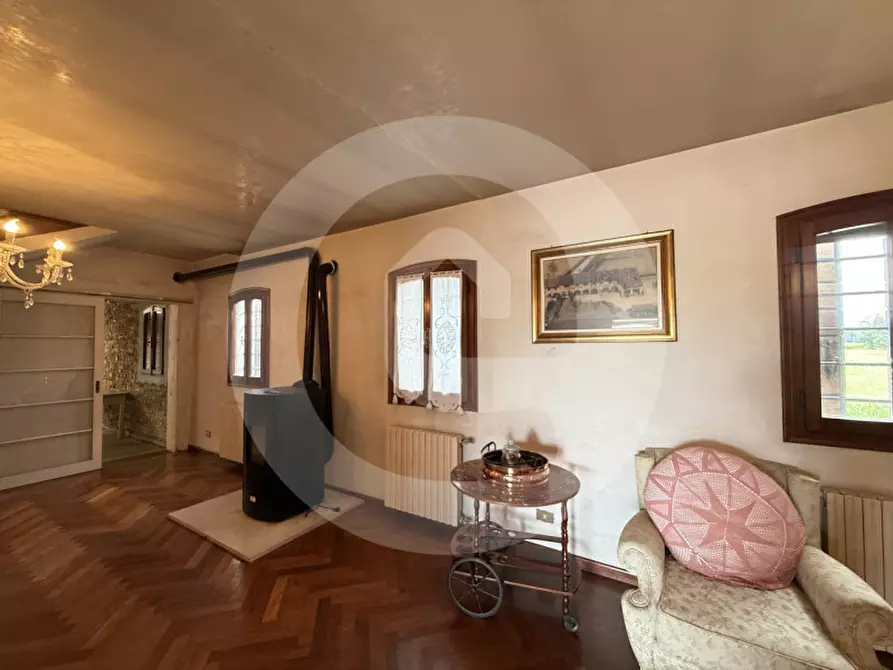 Immagine 4 di Villa in vendita  a Massanzago