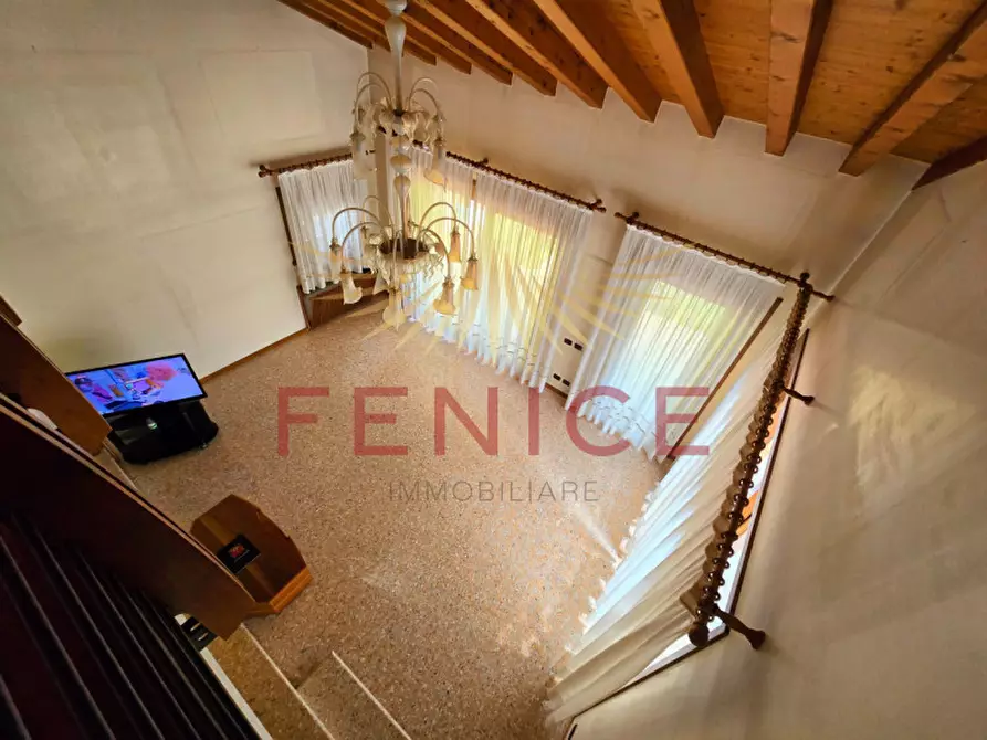 Immagine 22 di Villa in vendita  in Via Monte Rosa a Montebelluna