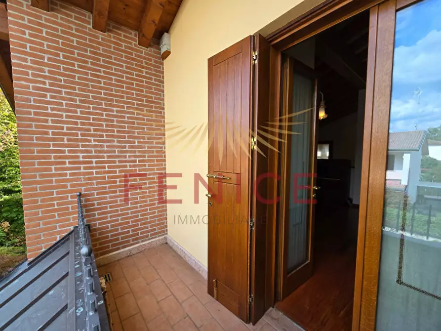 Immagine 23 di Villa in vendita  in Via Monte Rosa a Montebelluna