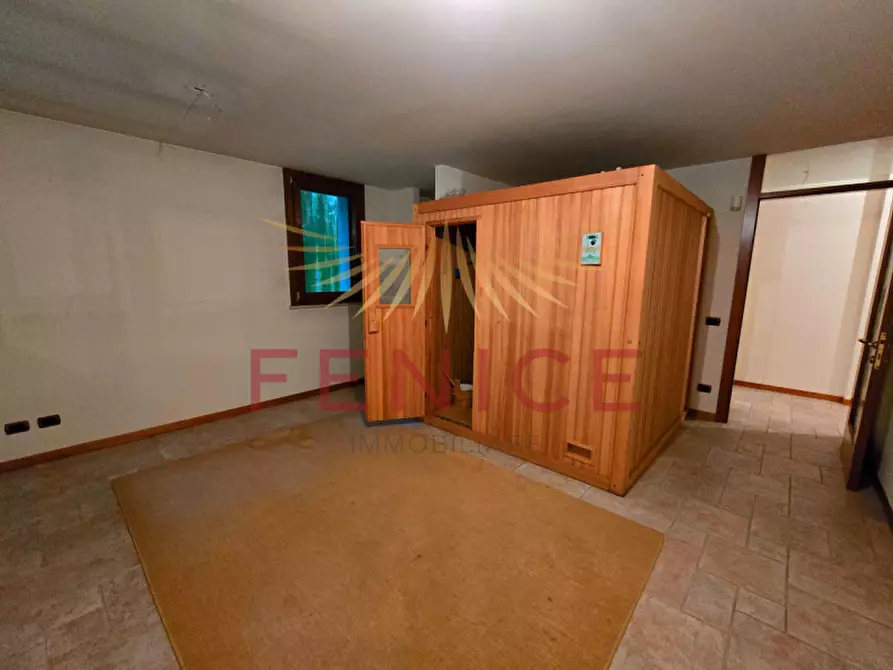 Immagine 35 di Villa in vendita  in Via Monte Rosa a Montebelluna