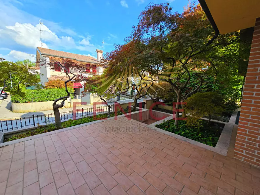 Immagine 41 di Villa in vendita  in Via Monte Rosa a Montebelluna