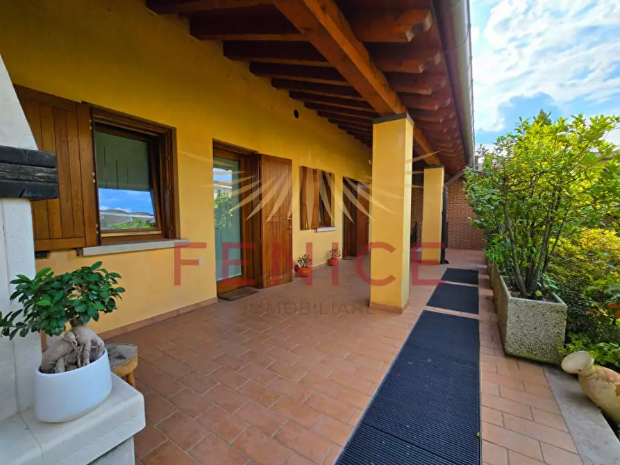 Immagine 43 di Villa in vendita  in Via Monte Rosa a Montebelluna