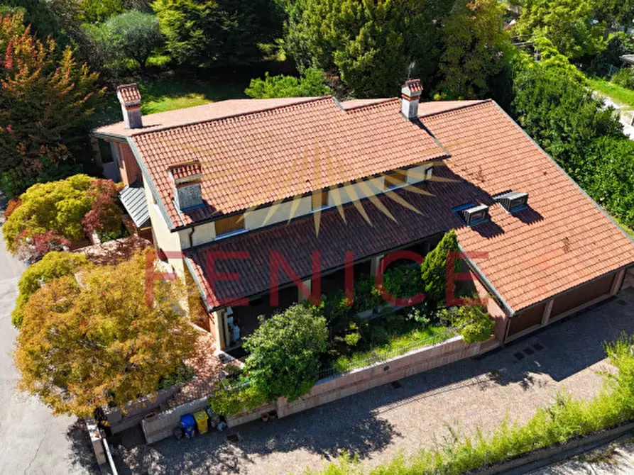 Immagine 58 di Villa in vendita  in Via Monte Rosa a Montebelluna