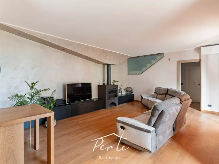 Immagine 1 di Casa bifamiliare in vendita  in Via Dante Alighieri 55 a Curtatone