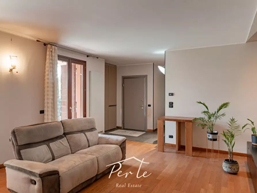 Immagine 5 di Casa bifamiliare in vendita  in Via Dante Alighieri 55 a Curtatone