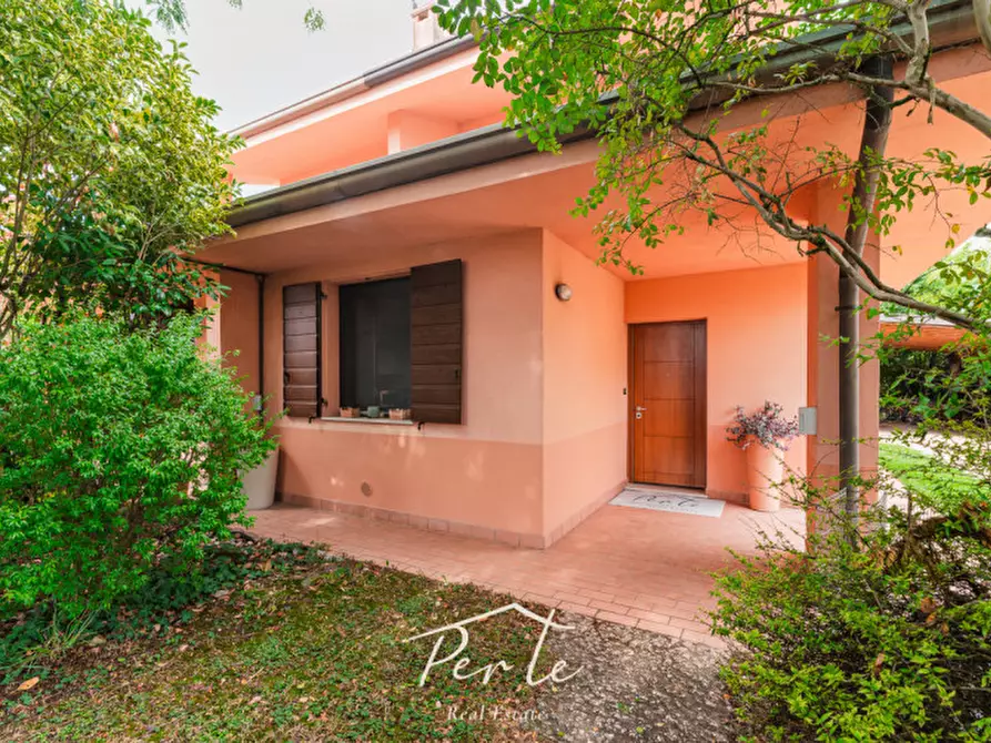 Immagine 31 di Casa bifamiliare in vendita  in Via Dante Alighieri 55 a Curtatone