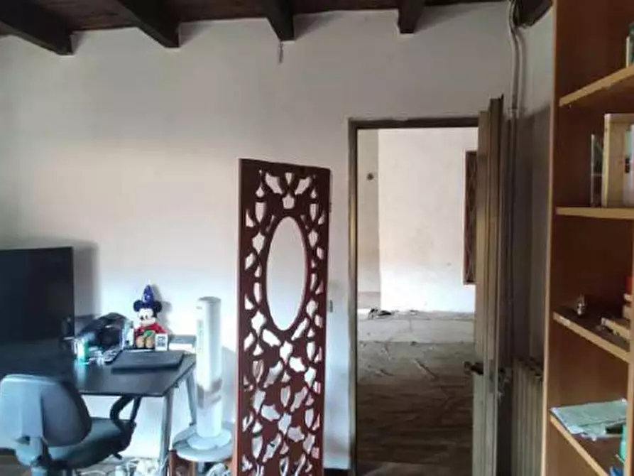 Immagine 11 di Appartamento in vendita  in Via Alessandro Volta 48 - 22070 Rovello Porro (CO) a Rovello Porro