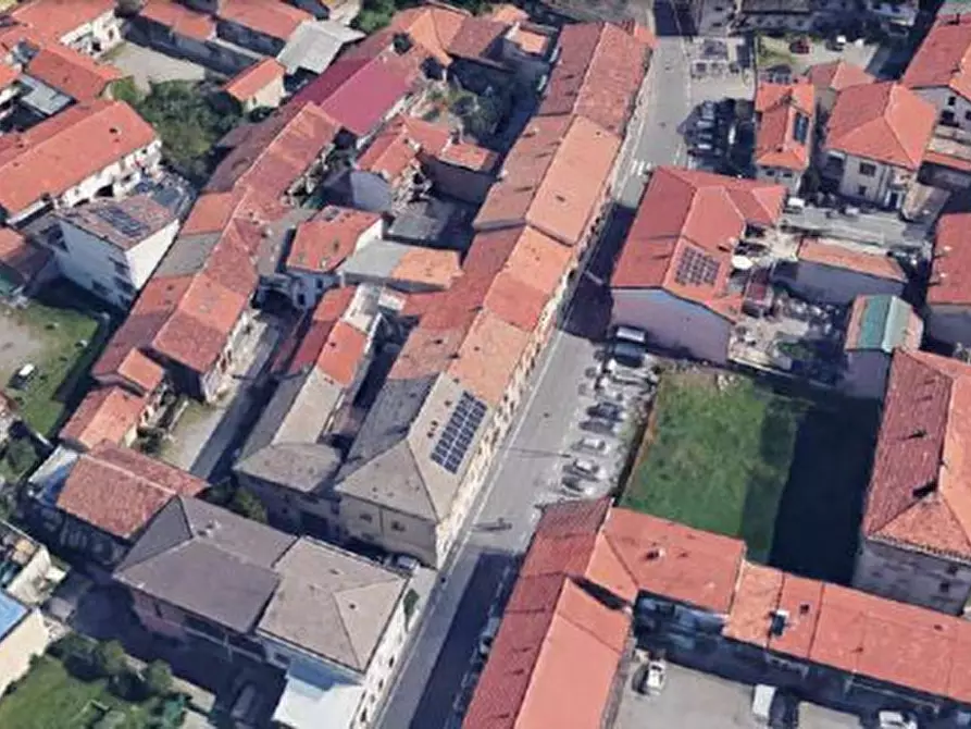 Immagine 12 di Appartamento in vendita  in Via Alessandro Volta 48 - 22070 Rovello Porro (CO) a Rovello Porro