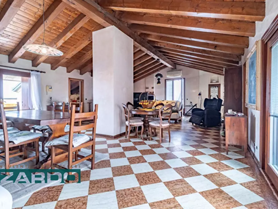 Immagine 2 di Attico in vendita  a Castelfranco Veneto