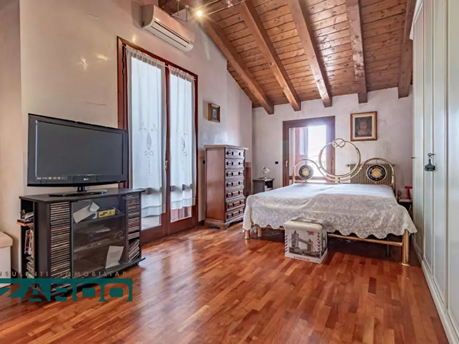 Immagine 9 di Attico in vendita  a Castelfranco Veneto